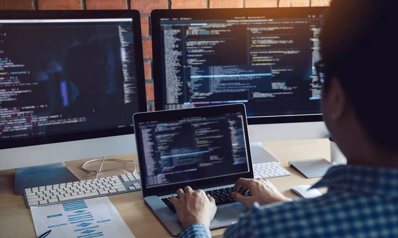 数据科学选型：R与Python如何赋能通州区网站建设？